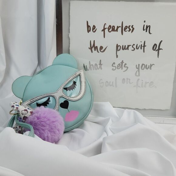 🔺️Betsey Johnson Blue Bear w/Silver Eyeglasses & Pink Lips Wristlet - Picture 1 of 9